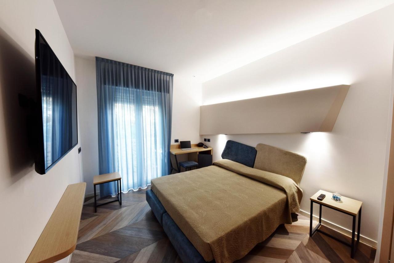 Color Hotel 里米尼 外观 照片
